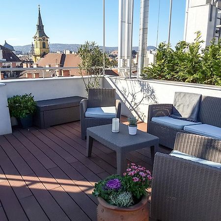 Bp Central Home Budapest Luaran gambar