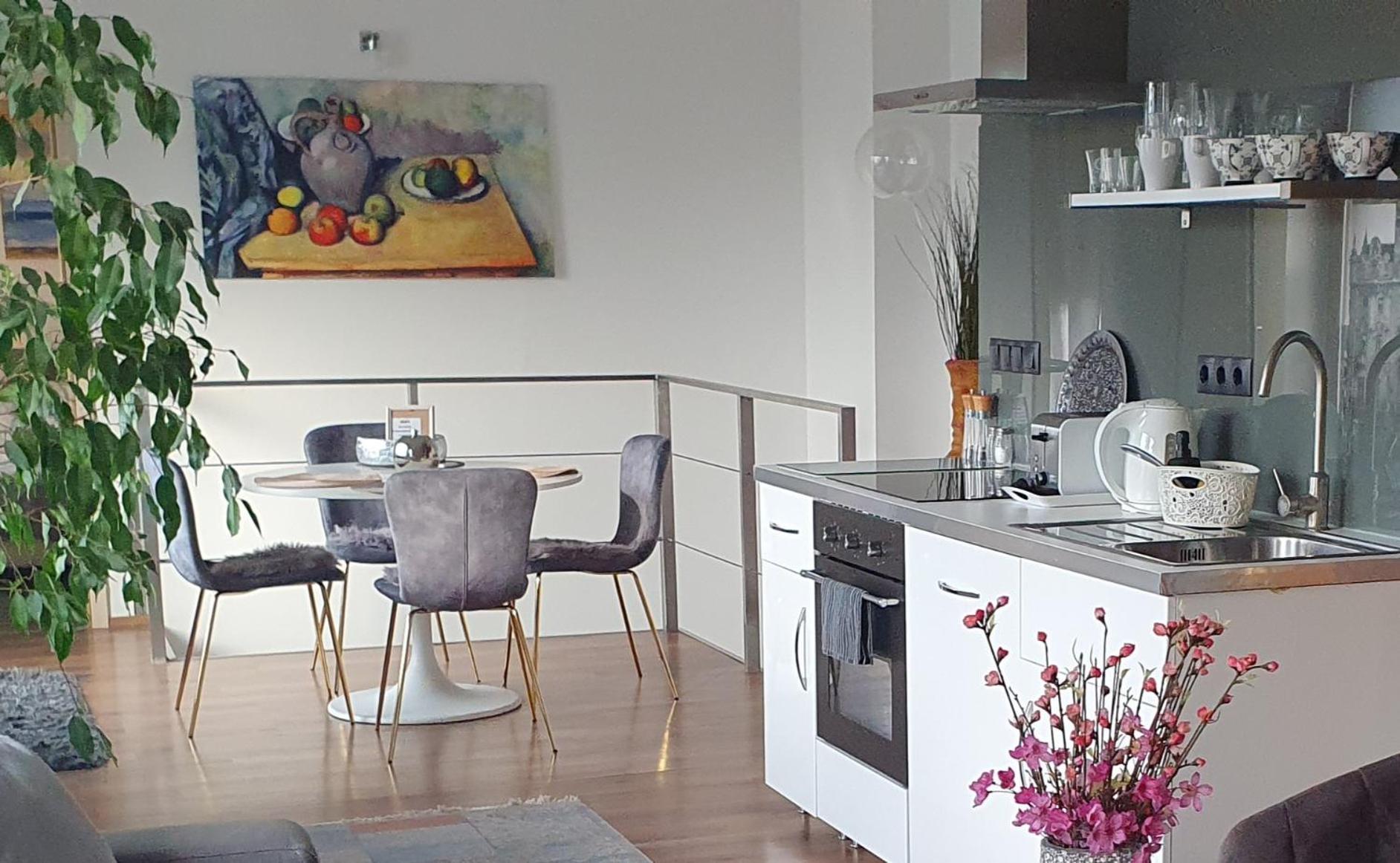 Bp Central Home Budapest Luaran gambar